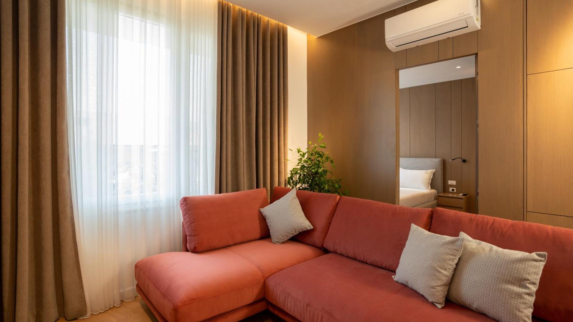 Albani'S Apartment Tirana Extérieur photo